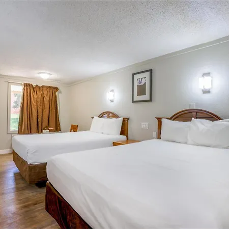 Cozy Garden Inn By Oyo Hwy 40 Richmond Exterior photo