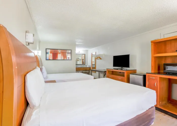 Cozy Garden Inn By Oyo Hwy 40 Richmond