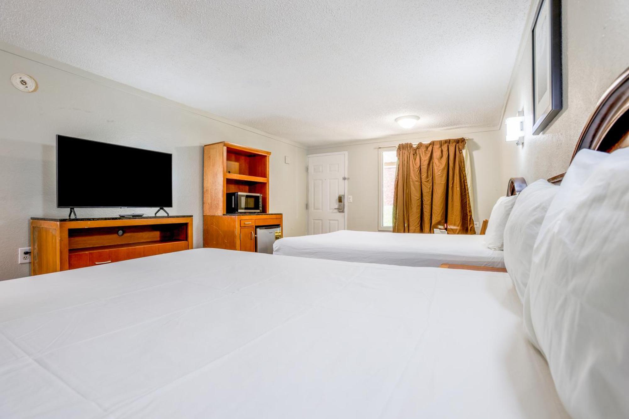 Hotel Cozy Garden By Oyo Hwy 40 2*